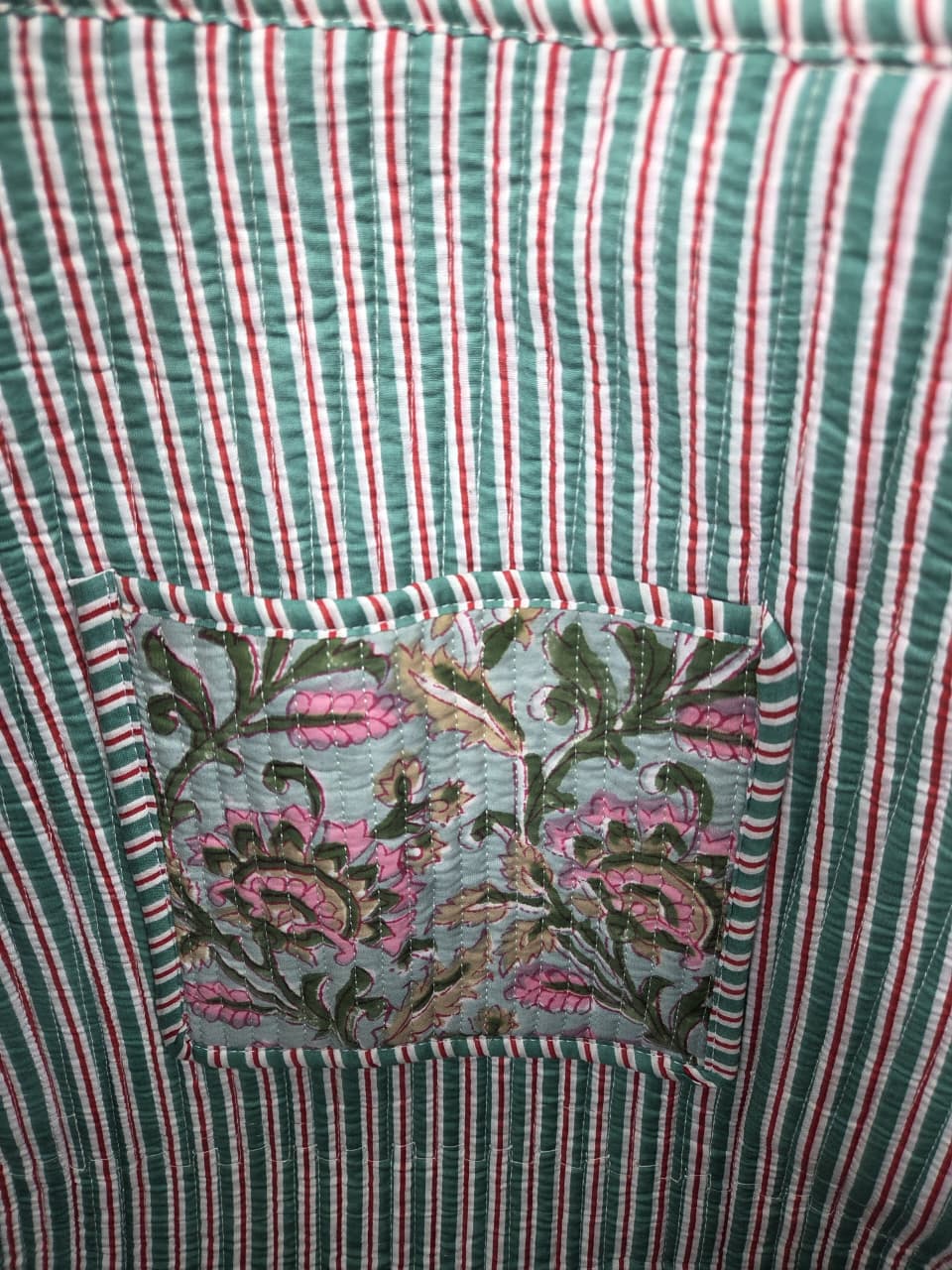 Interior lining with striped cotton and floral pocket